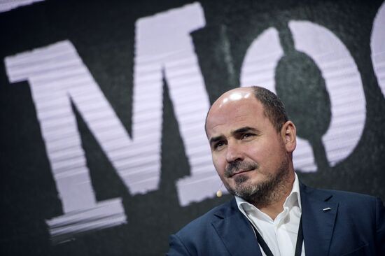 Запуск работы нового оператора сотовой связи TELE2 в Москве