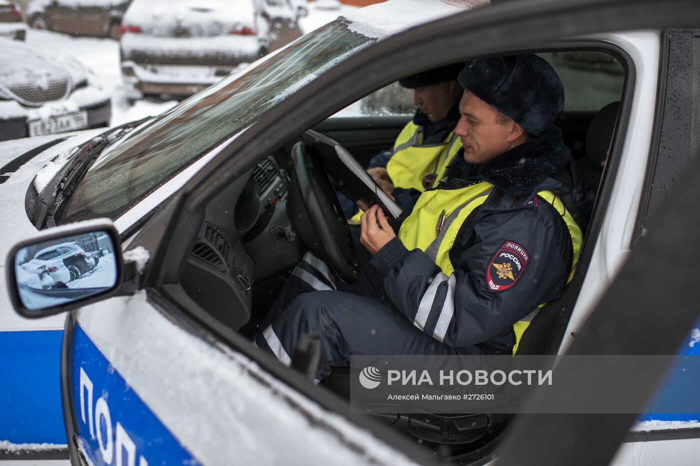 Работа сотрудников ГИБДД в Омске