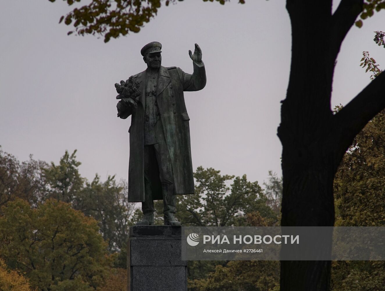 Памятник маршалу Коневу в Праге