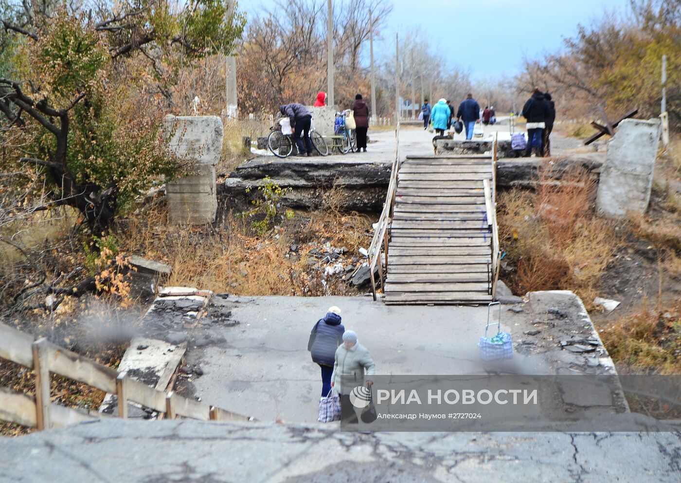 Открытие пункта пропуска в станице Луганской