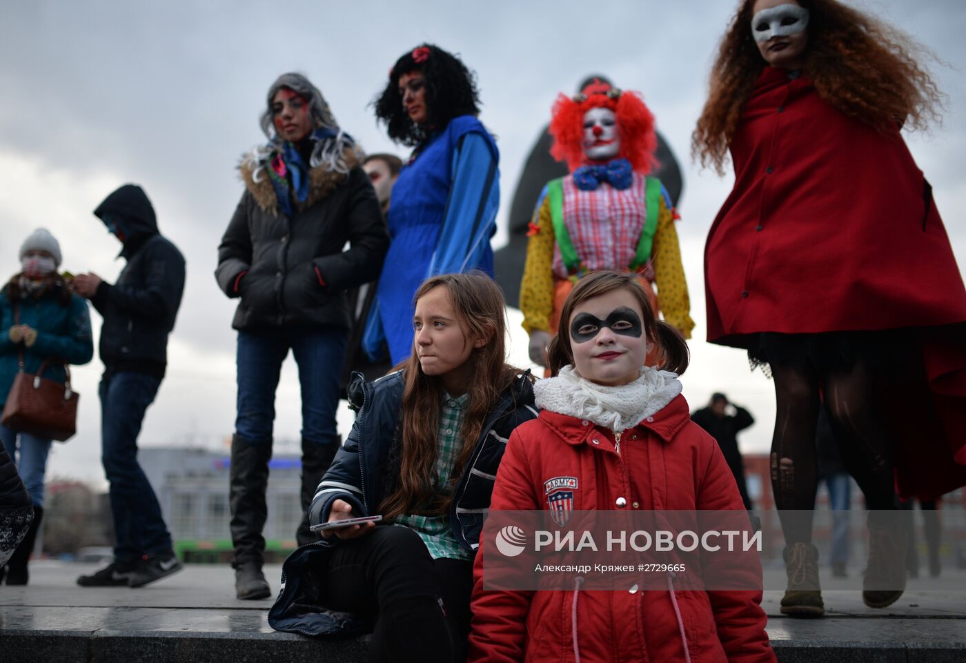 Празднование Хэллоуина в городах России