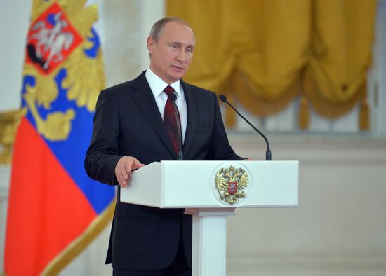 Президент РФ В.Путин вручил государственные награды России иностранным гражданам