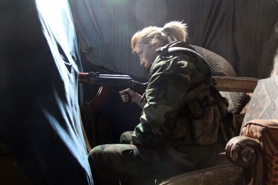 Спецполк Сирийской армии в пригороде Дамаска