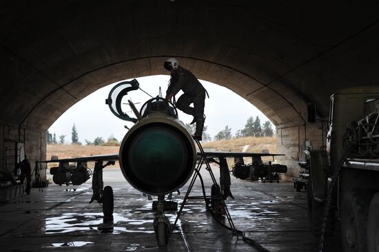 Военная авиабаза "Хама" в Сирии