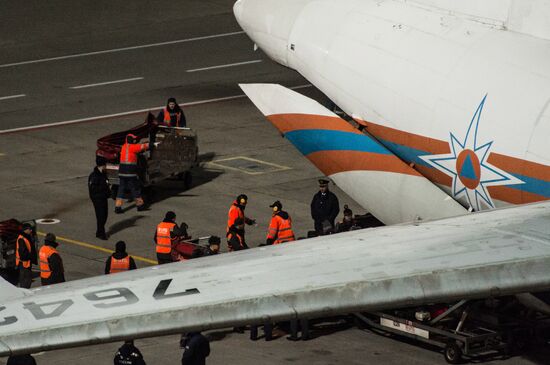 Первый спецборт МЧС России доставил багаж российских туристов, покидающих Египет, в Москву