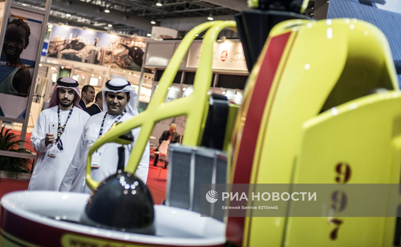Международная авиационно-космическая выставка "Dubai Airshow-2015. День второй