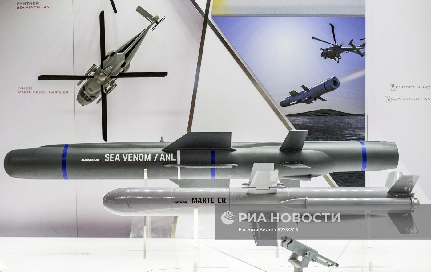 Международная авиационно-космическая выставка "Dubai Airshow-2015. День второй