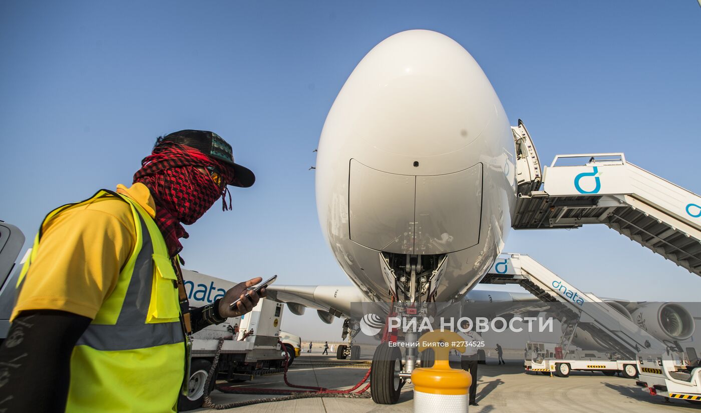 Международная авиационно-космическая выставка "Dubai Airshow-2015. День второй