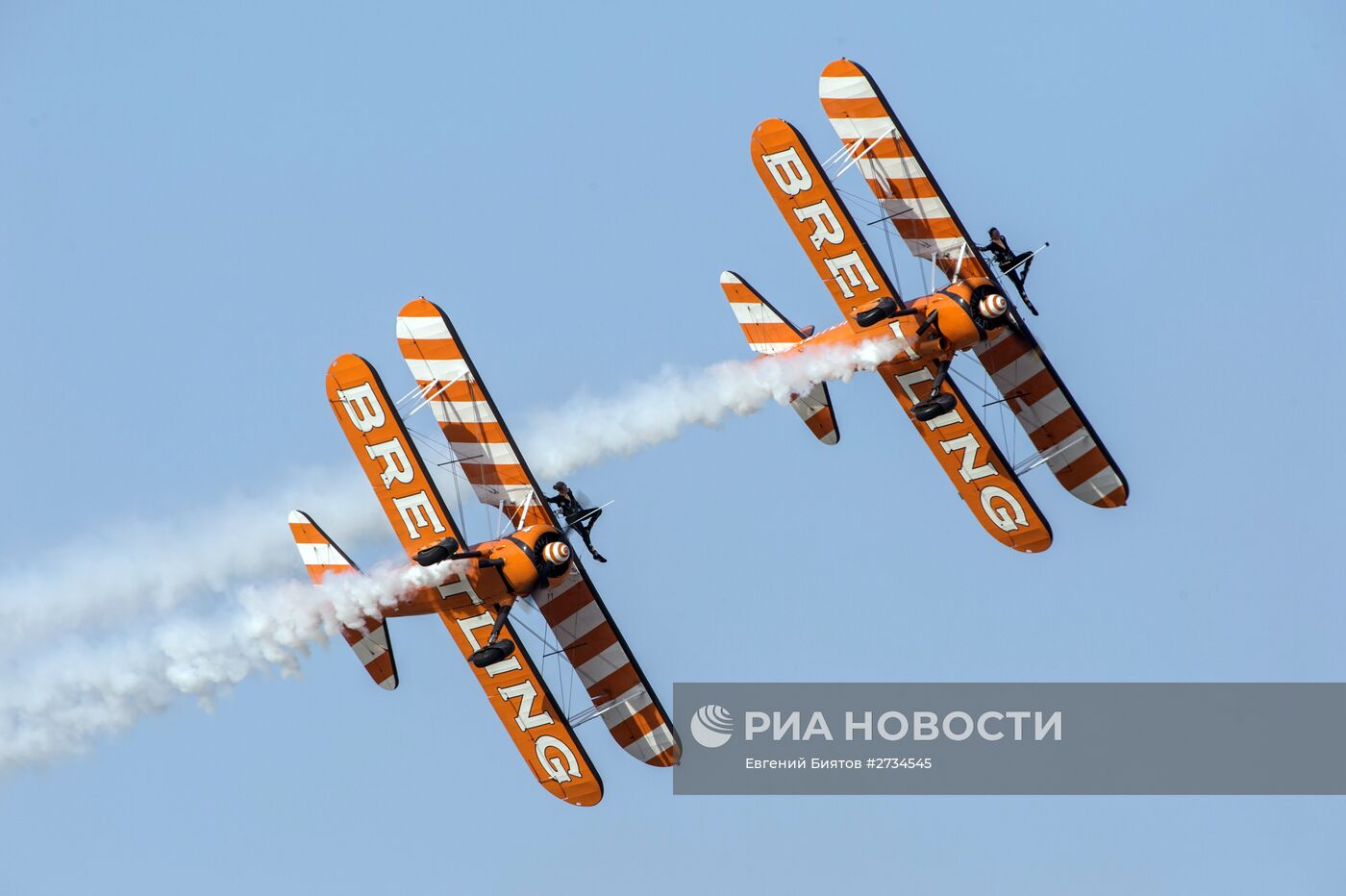 Международная авиационно-космическая выставка "Dubai Airshow-2015. День второй