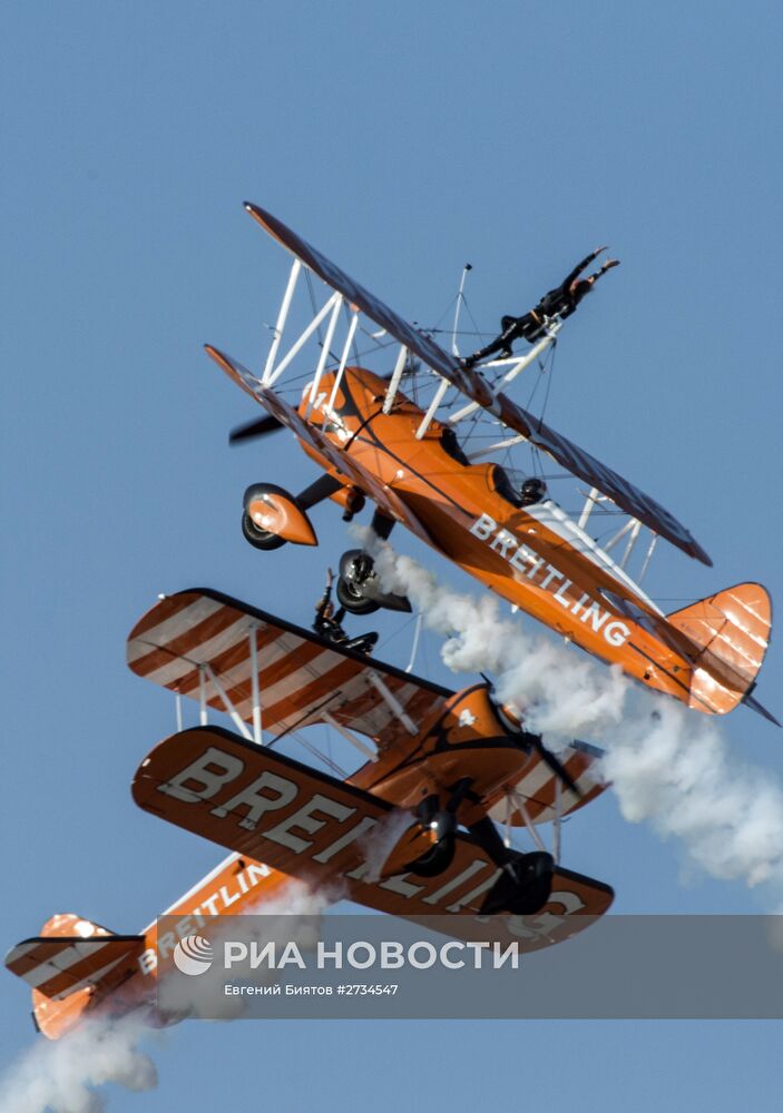 Международная авиационно-космическая выставка "Dubai Airshow-2015. День второй