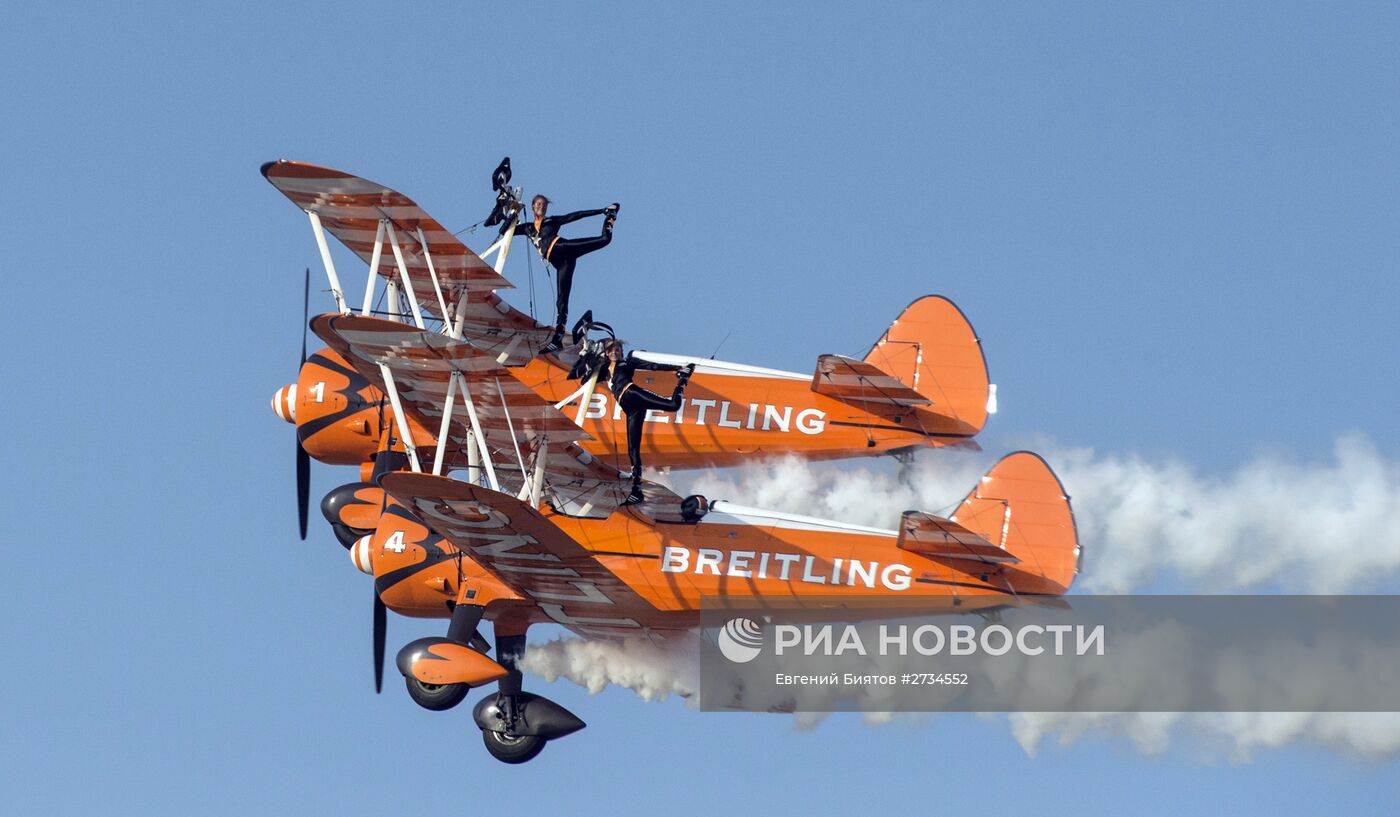 Международная авиационно-космическая выставка "Dubai Airshow-2015. День второй