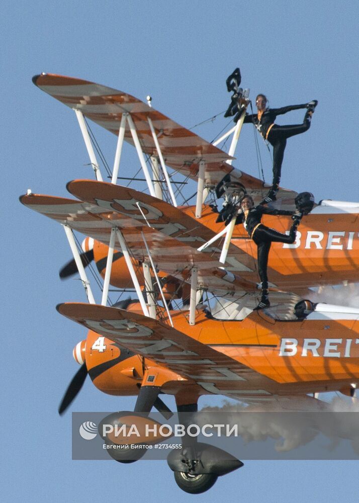 Международная авиационно-космическая выставка "Dubai Airshow-2015. День второй