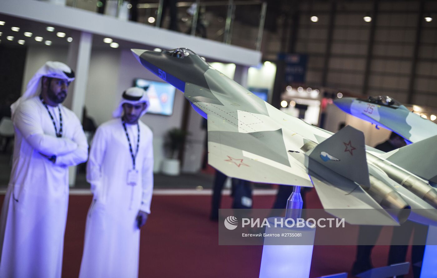 Международная авиационно-космическая выставка "Dubai Airshow-2015". День третий