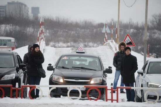 Сдача экзаменов в ГИБДД