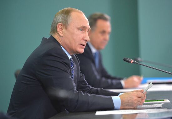 Президент РФ В.Путин провел совещание по подготовке к Олимпиаде-2016 в Бразилии