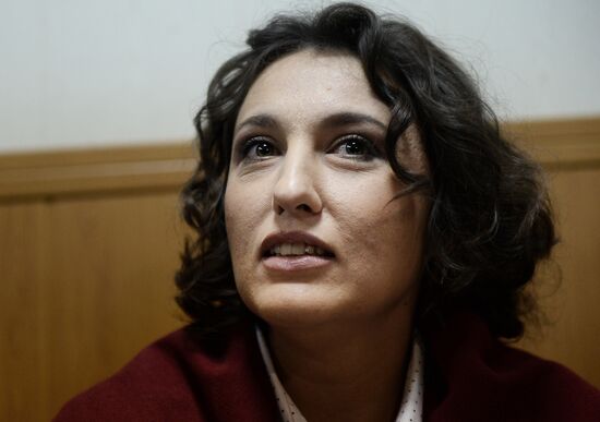 Рассмотрение дела в отношении В.Павленко, обвиняемой в краже собаки-поводыря у незрячей певицы Ю.Дьяковой