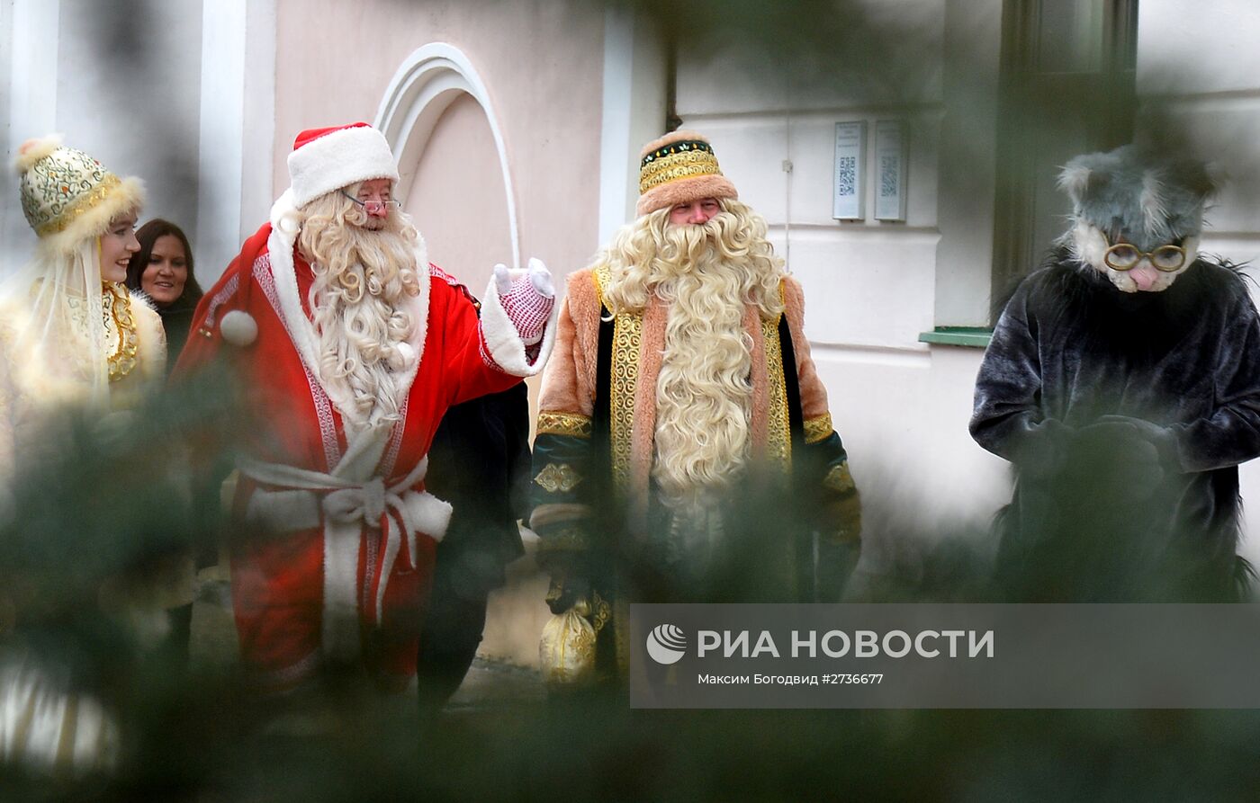 Санта-Клаус встретился с Татарским Дедом Морозом Кыш Бабаем в Казани