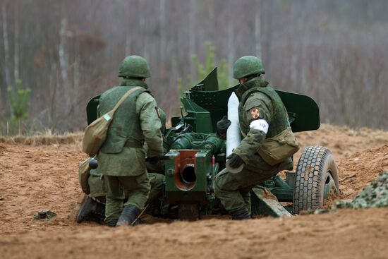 Боевые стрельбы из ракетно-артиллерийского вооружения в Ленинградской области