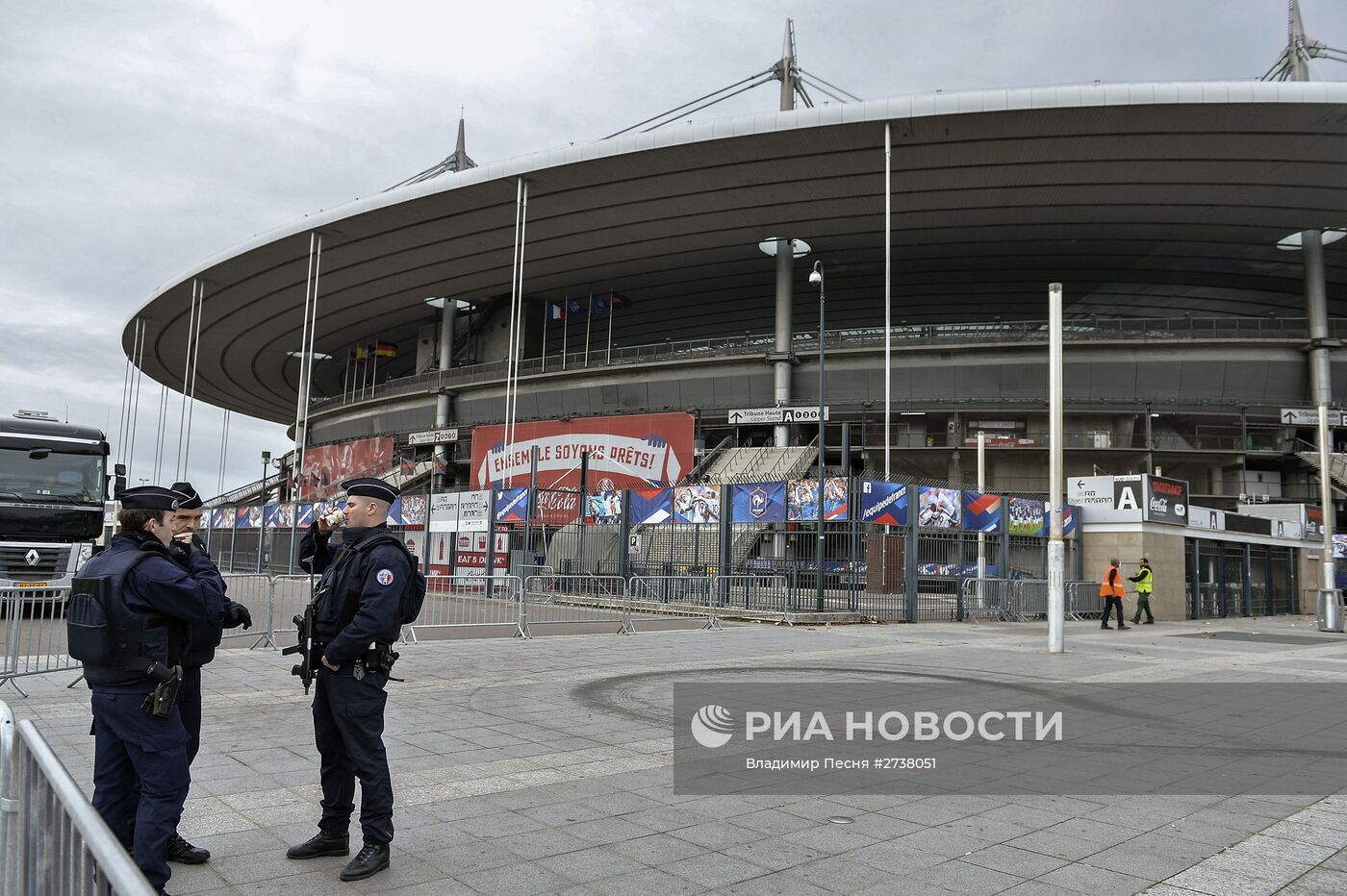 Ситуация в Париже после серии терактов