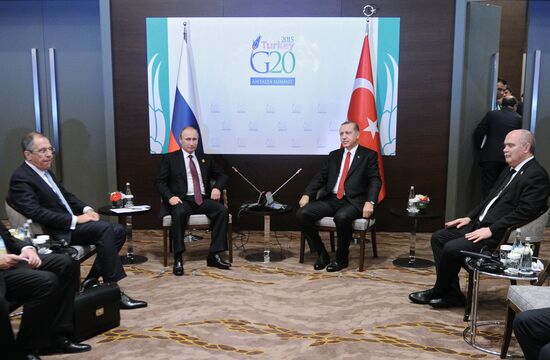 Президент РФ В.Путин принимает участие в саммите G20 в Турции