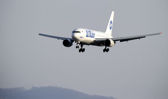 Первый рейс авиакомпании Utair по маршруту Владивосток — Москва