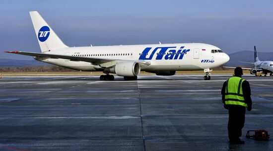 Первый рейс авиакомпании Utair по маршруту Владивосток — Москва