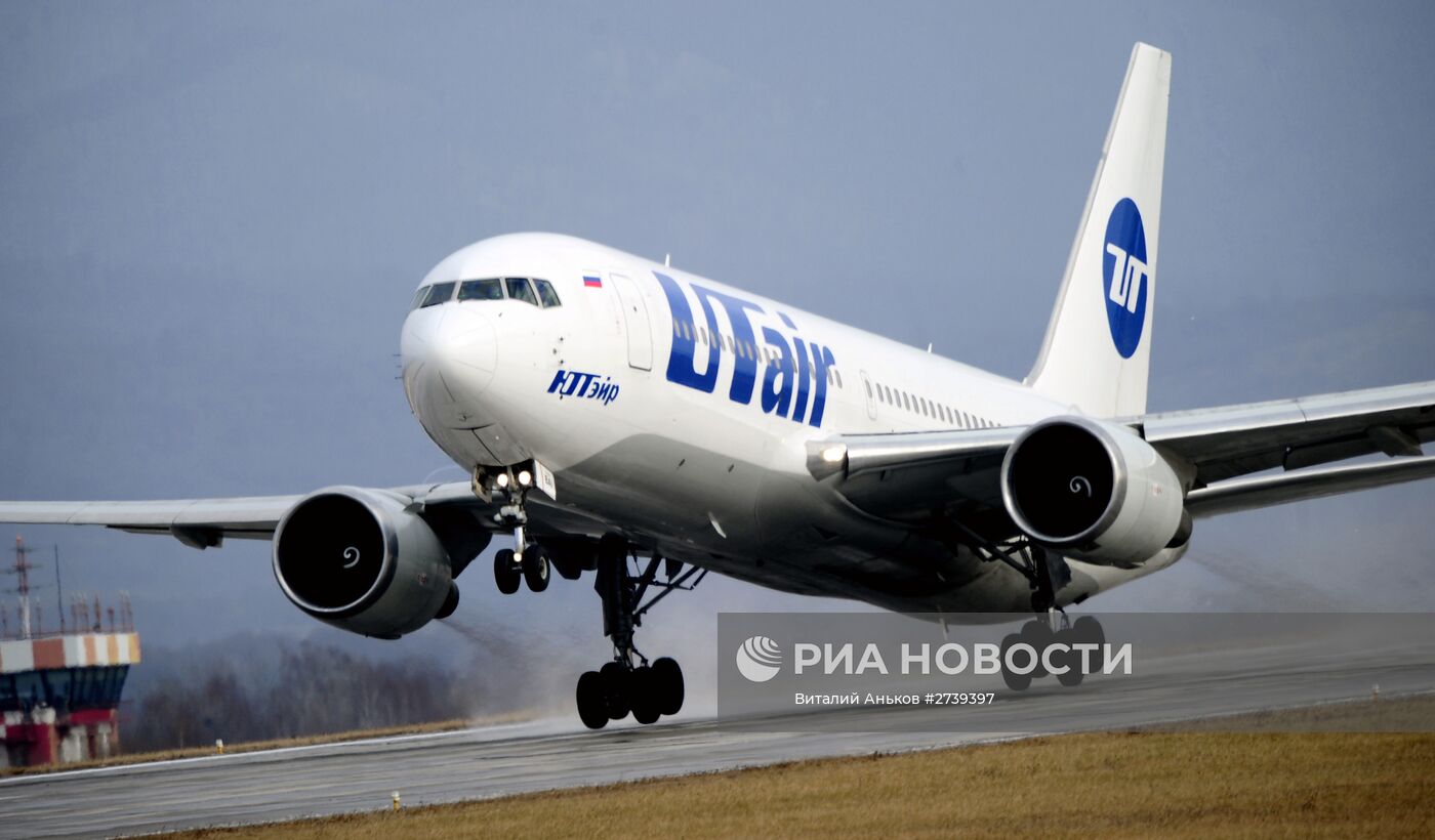 Первый рейс авиакомпании Utair по маршруту Владивосток — Москва