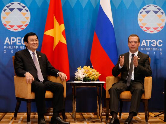 Председатель правительства РФ Д.Медведев принимает участие в форуме АТЭС на Филиппинах