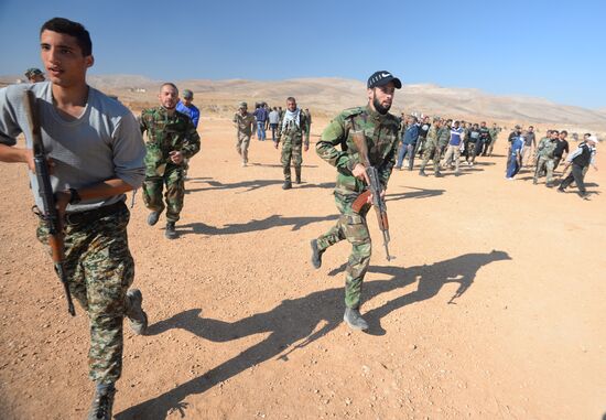 Центр подготовки бойцов ополчения в Сирии