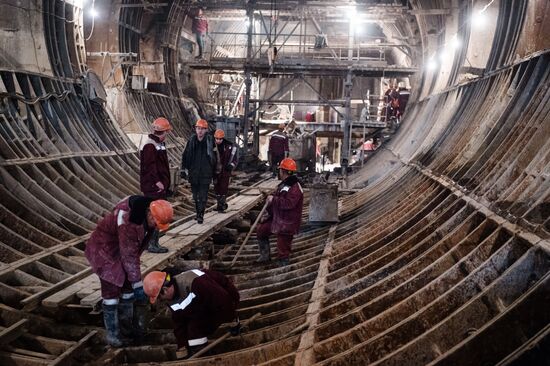 Мэр Москвы С.Собянин посетил строящуюся станцию метро "Фонвизинскую"