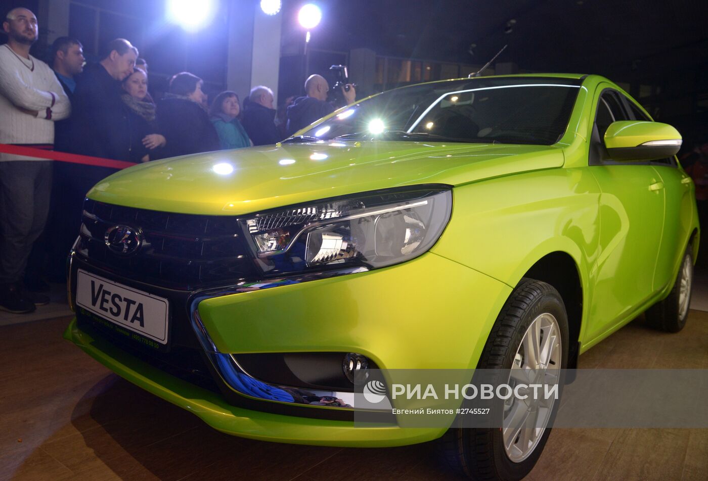 Старт продаж LADA Vesta