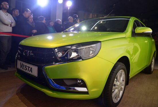 Старт продаж LADA Vesta