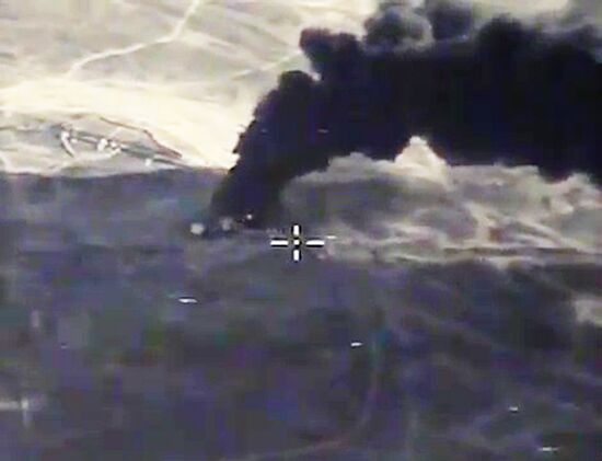 ВКС РФ нанесли удары по позициям бовиков ИГ в Сирии