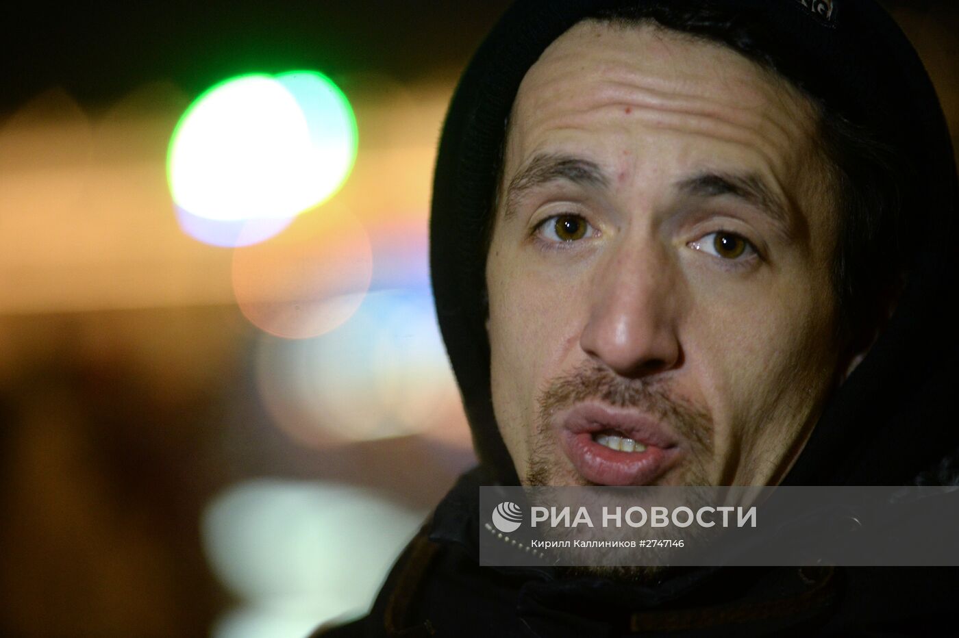 "Безумное чаепитие" на катке в Парке Горького в рамках Дня Рождения фонда "Подари жизнь"