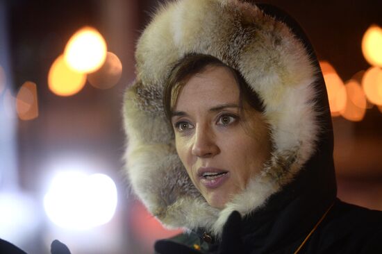 "Безумное чаепитие" на катке в Парке Горького в рамках Дня Рождения фонда "Подари жизнь"