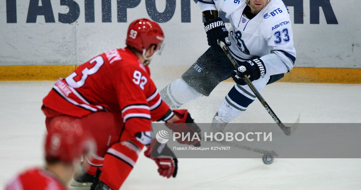 Автомобилист Динамо м 13 февраля.