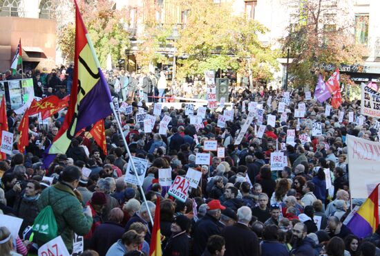 Антивоенный митинг в Мадриде