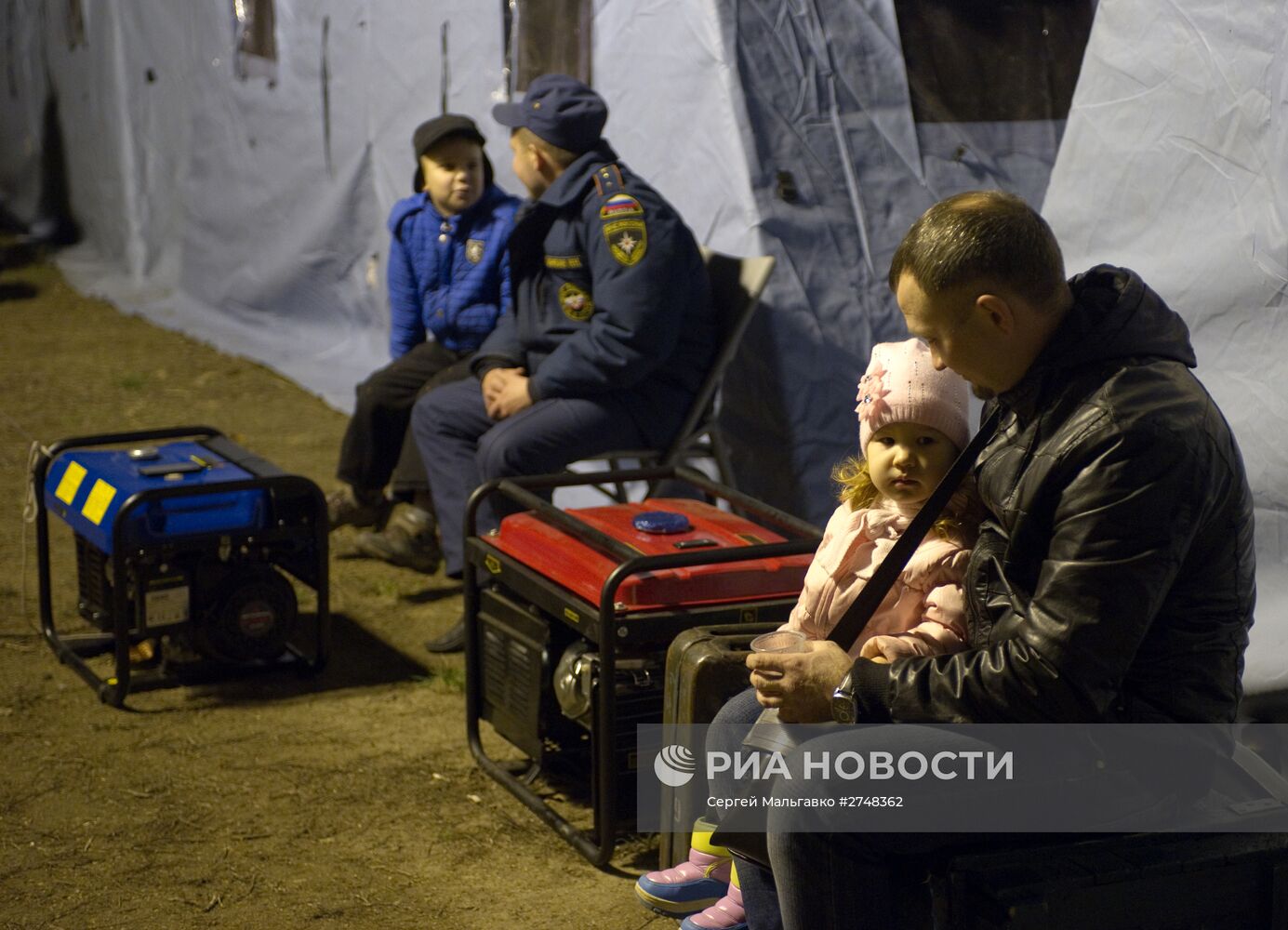 Палаточный городок МЧС России в Симферополе