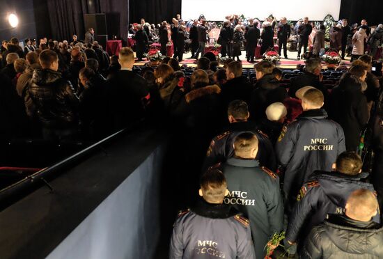 Похороны сотрудников компании "Волга-Днепр" в Ульяновске