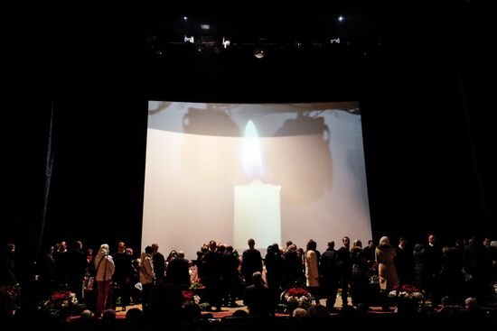 Похороны сотрудников компании "Волга-Днепр" в Ульяновске