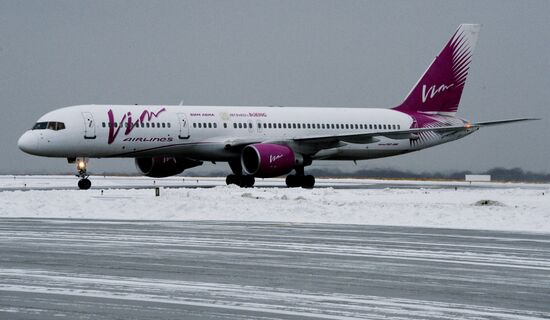 Первый рейс авиакомпании "Вим Авиа" по маршруту Владивосток - Москва