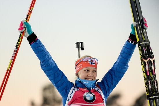 Биатлон. I этап Кубка мира. Женщины. Гонка преследования