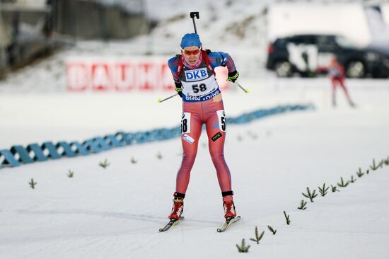 Биатлон. I этап Кубка мира. Женщины. Гонка преследования