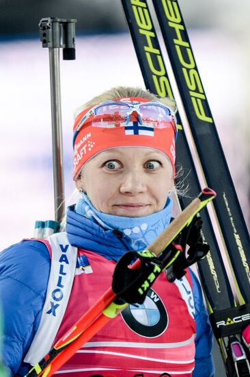 Биатлон. I этап Кубка мира. Женщины. Гонка преследования