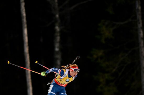 Биатлон. I этап Кубка мира. Женщины. Гонка преследования