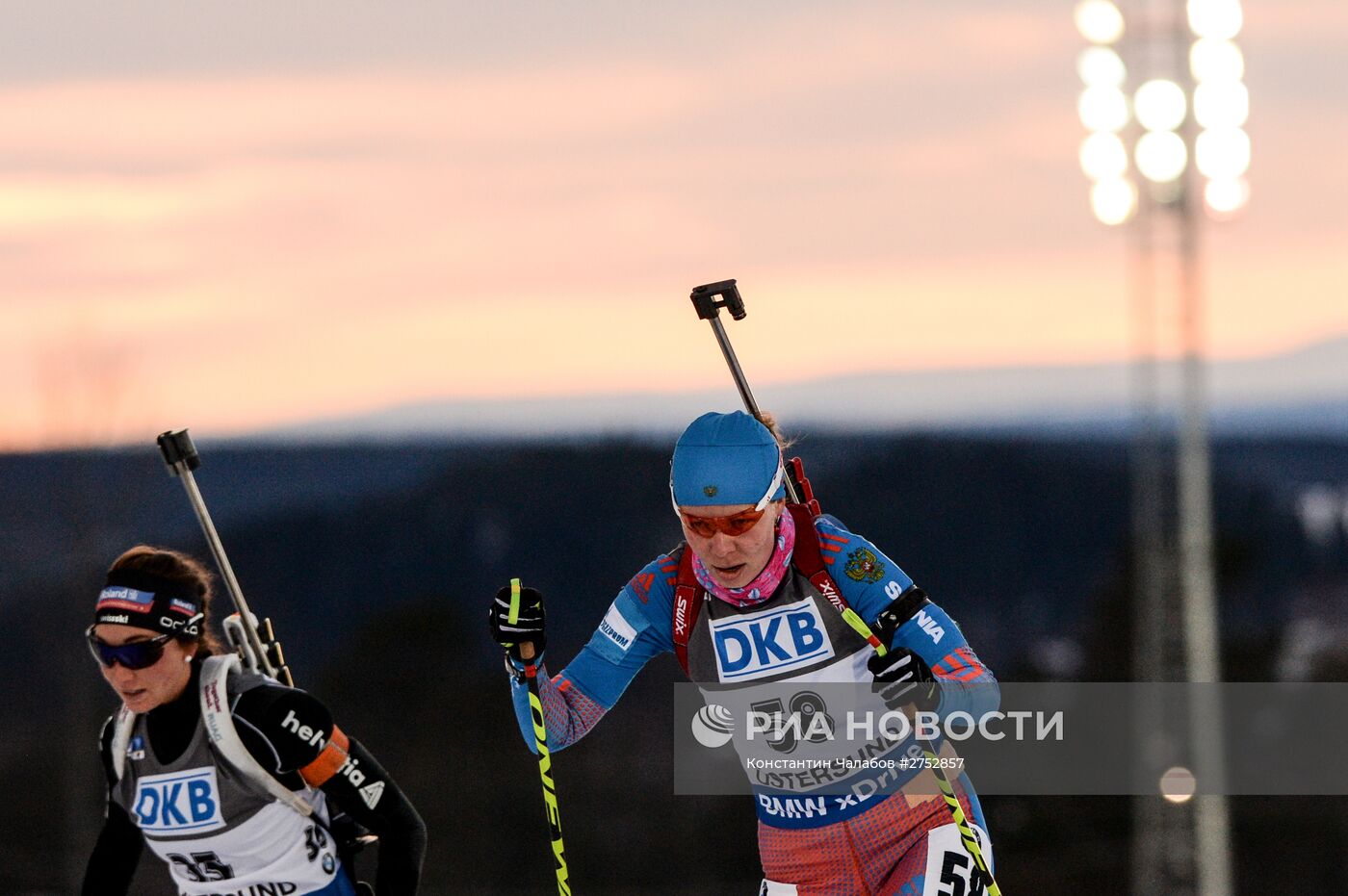 Биатлон. I этап Кубка мира. Женщины. Гонка преследования