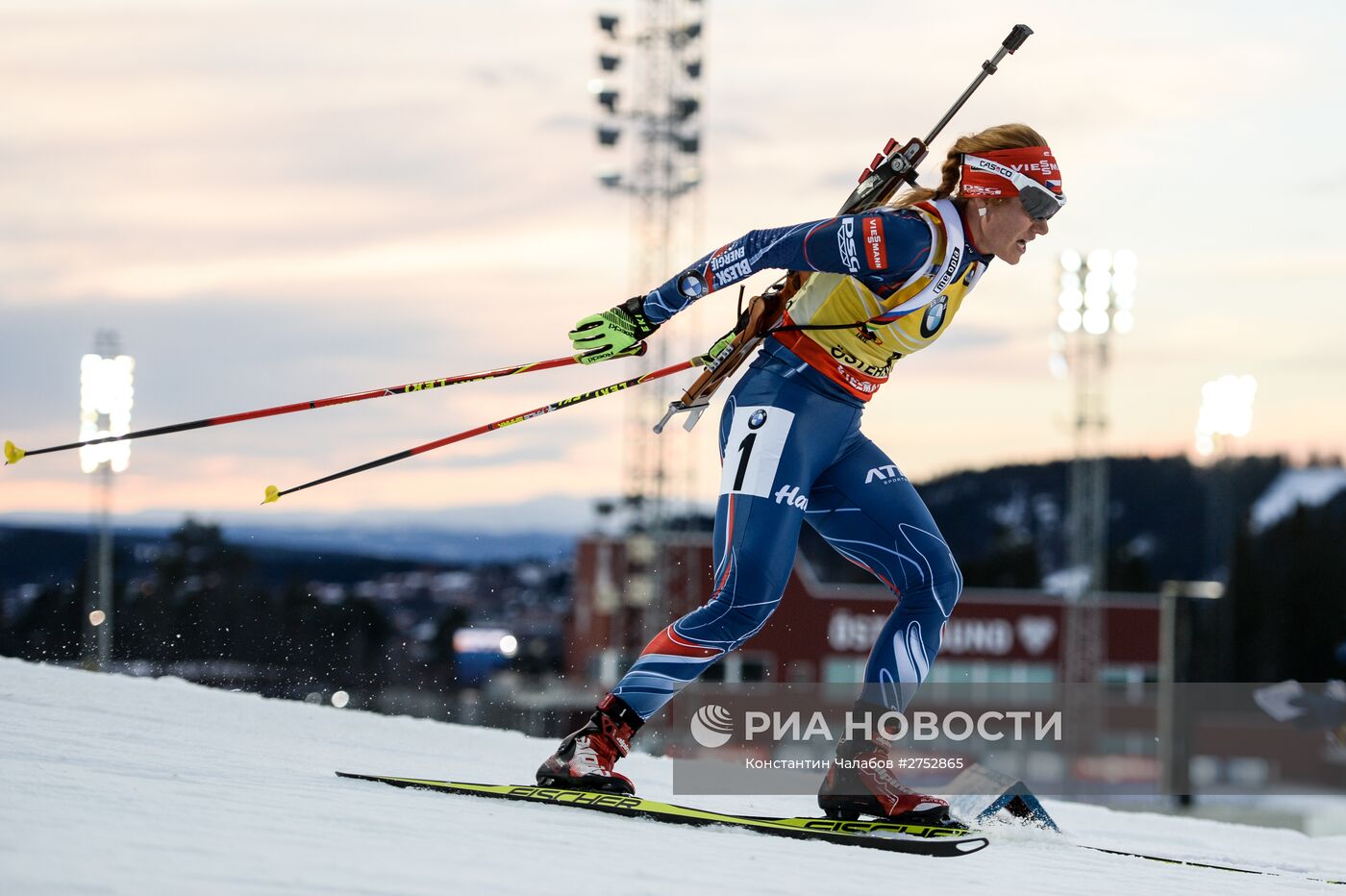 Биатлон. I этап Кубка мира. Женщины. Гонка преследования