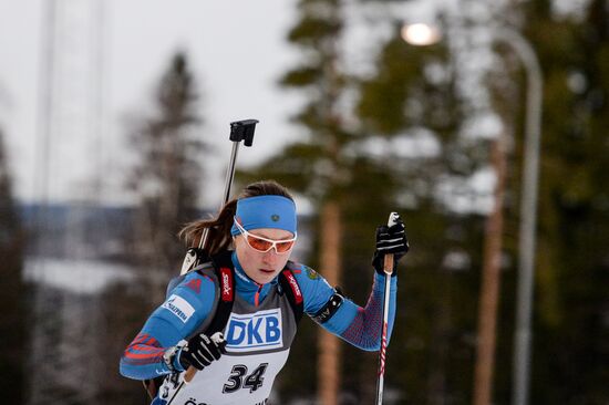 Биатлон. I этап Кубка мира. Женщины. Гонка преследования