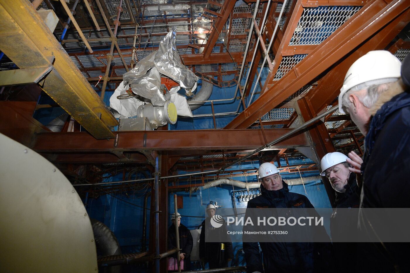 Вице-премьер Д.Рогозин посетил ООО "Балтийский завод" в Санкт-Петербурге