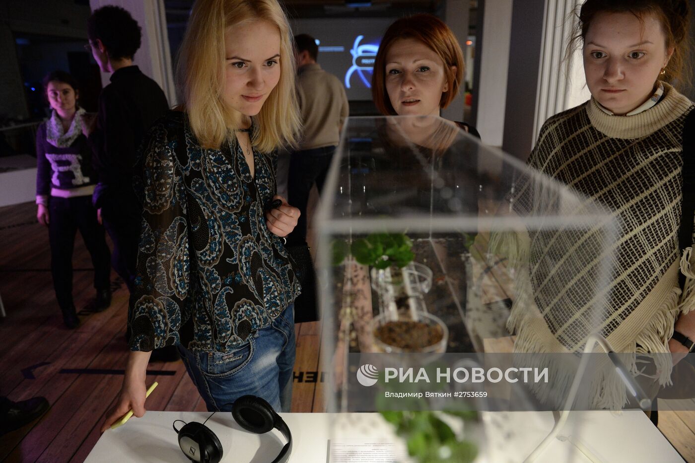 Открытие выставки "Polytech.Science.Art: Наука.Искусство.Технологии"